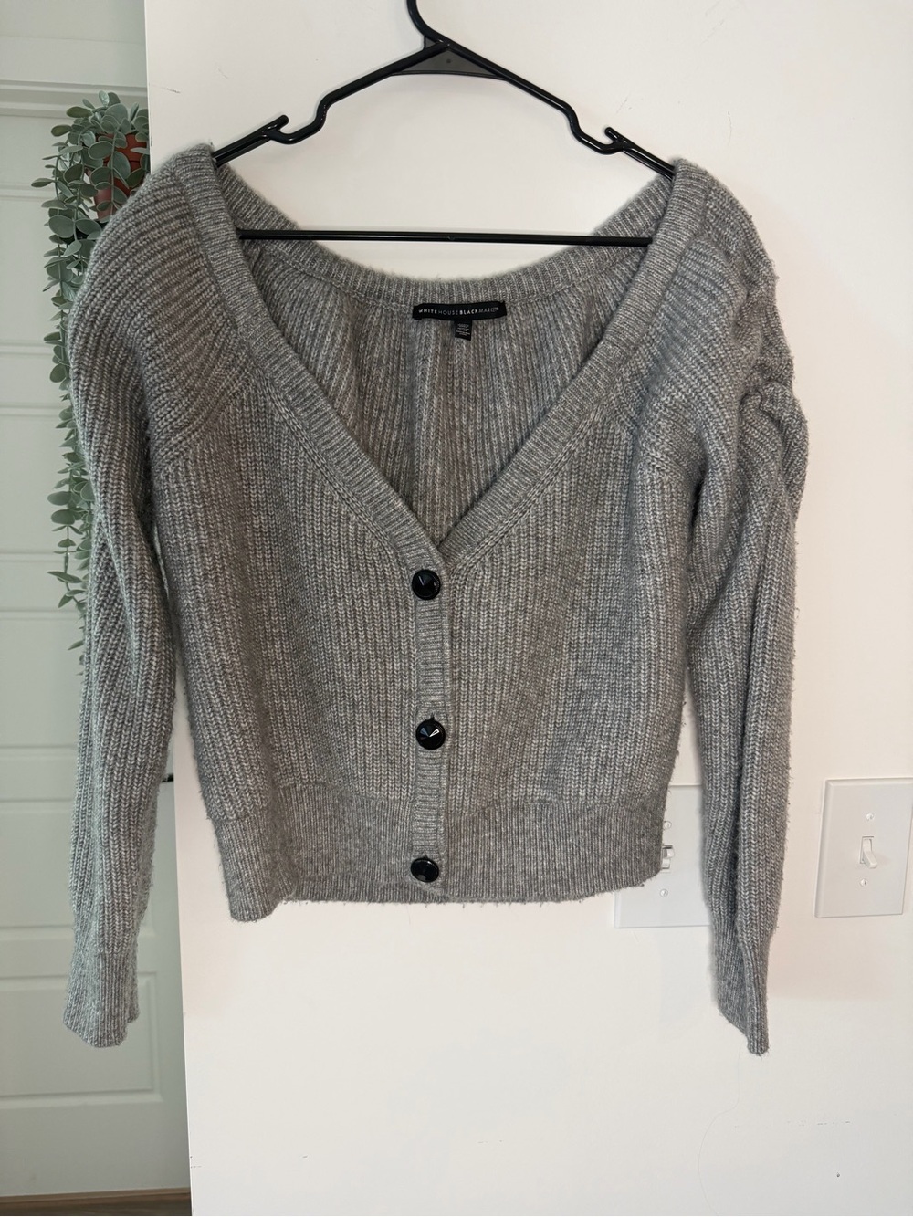 White House Black Market Women's Gray Rib-Knit V-Neck Button Cardigan XL